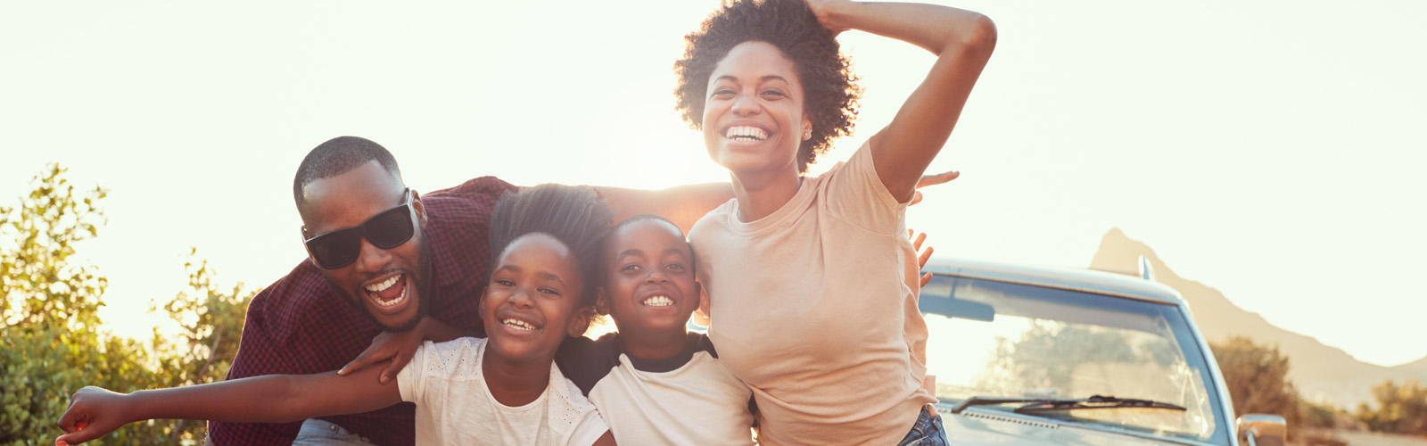 Discover Simple and Natural Home Remedies to Reduce Swollen Gums and Improve Oral Health.